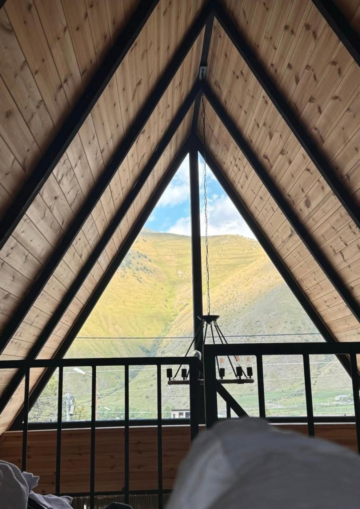 Edelweiss Cottage Kazbegi Extérieur photo